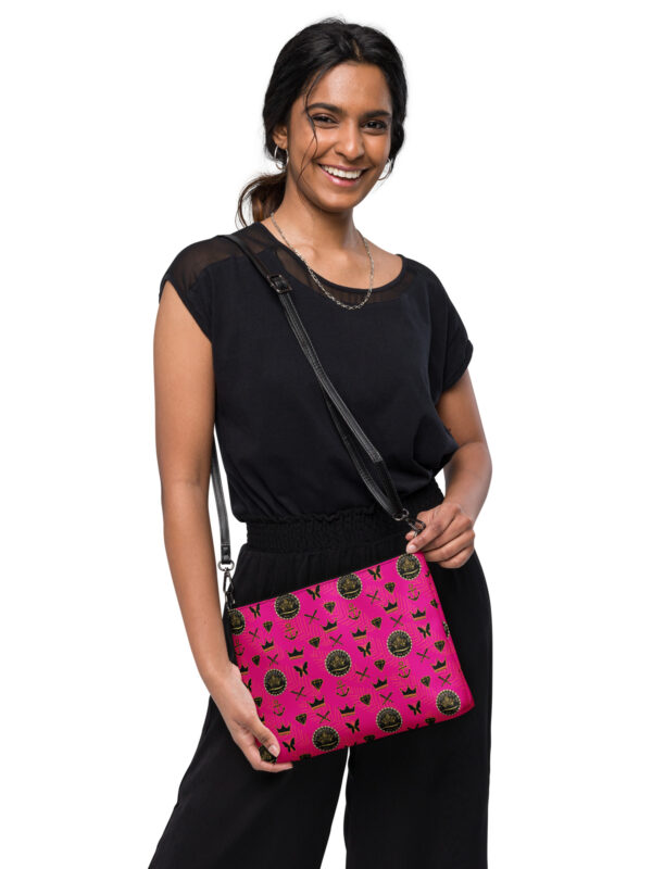 Royal Armor Queen's Crossbody bag